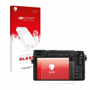 Vorderseite einer Produktverpackung mit dem Markenlogo upscreen. Daneben ist das Gerät Panasonic Lumix DMC-GX80 mit dem zugehö