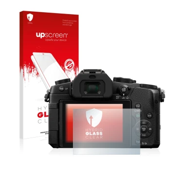 Vorderseite einer Produktverpackung mit dem Markenlogo upscreen. Daneben ist das Gerät Panasonic Lumix DMC-G81 mit dem zugehör