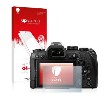 Vorderseite einer Produktverpackung mit dem Markenlogo upscreen. Daneben ist das Gerät Olympus OM-D E-M1 Mark III mit dem zuge