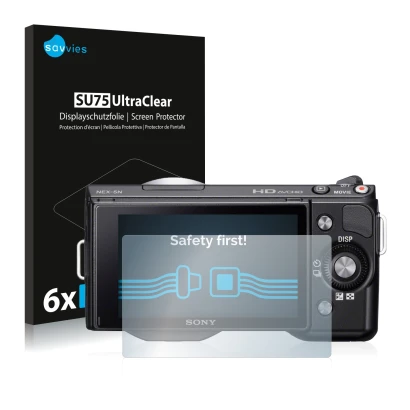 Vorderseite einer Produktverpackung mit dem Markenlogo Savvies. Daneben ist das Gerät Sony Alpha NEX-5 mit dem zugehörigen Dis