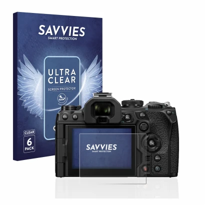 Vorderseite einer Produktverpackung mit dem Markenlogo Savvies. Daneben ist das Gerät Olympus OM-1 2022 mit dem zugehörigen Di