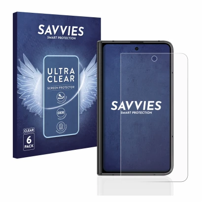 Vorderseite einer Produktverpackung mit dem Markenlogo Savvies. Daneben ist das Gerät Google Pixel Fold (Äußeres Display) mit 