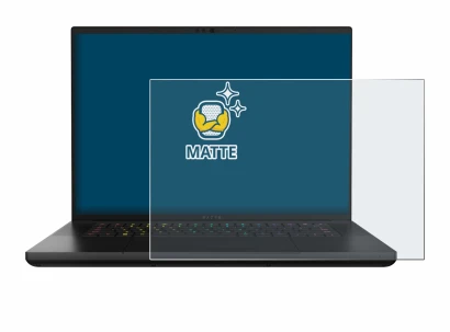 Abbildung des Geräts Razer Blade 16 2024 mit einer Vielzahl des Displayschutzes.