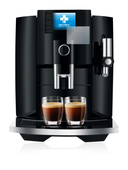 Abbildung des Geräts Jura E8 (EB) mit einer Vielzahl des Displayschutzes.