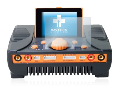 Abbildung des Geräts Junsi iCharger 406 Duo mit einer Vielzahl des Displayschutzes.