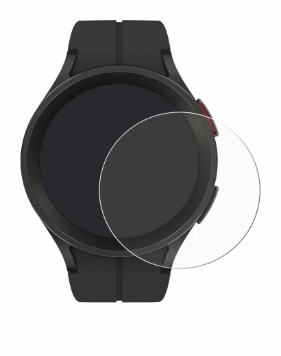 Abbildung des Geräts Samsung Galaxy Watch 5 Pro mit einer Vielzahl des Displayschutzes.