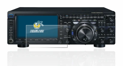 Abbildung des Geräts Yaesu FT-DX101D mit einer Vielzahl des Displayschutzes.