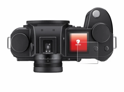 Abbildung des Geräts Leica SL3-P (Schulterdisplay) mit einer Vielzahl des Displayschutzes.