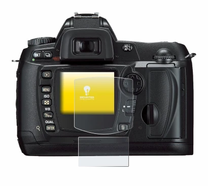 Abbildung des Geräts Nikon D70 mit einer Vielzahl des Displayschutzes.
