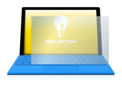 Abbildung des Geräts Microsoft Surface Pro 4 mit einer Vielzahl des Displayschutzes.