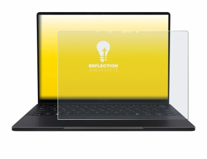 Abbildung des Geräts ASUS ProArt PX13 mit einer Vielzahl des Displayschutzes.