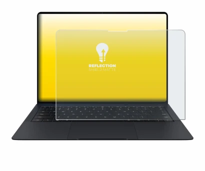 Abbildung des Geräts Huawei MateBook X Pro 2024 mit einer Vielzahl des Displayschutzes.