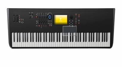 Abbildung des Geräts Yamaha MODX8+ mit einer Vielzahl des Displayschutzes.