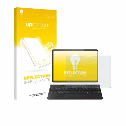 Vorderseite einer Produktverpackung mit dem Markenlogo upscreen. Daneben ist das Gerät Microsoft Surface Pro Copilot+ 13" mit 