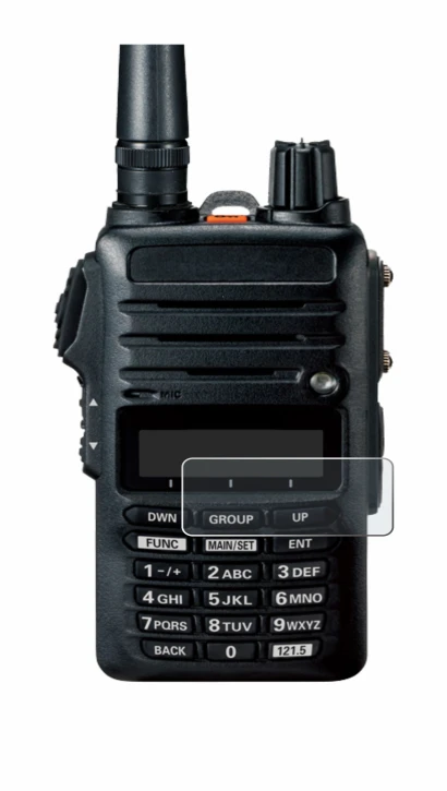 Abbildung des Geräts Yaesu FTA-250 mit einer Vielzahl des Displayschutzes.