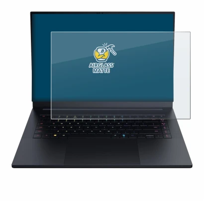 Abbildung des Geräts Razer Blade 16 2025 mit einer Vielzahl des Displayschutzes.
