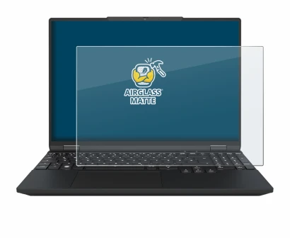 Abbildung des Geräts Tuxedo InfinityBook Max 15 Gen 10 mit einer Vielzahl des Displayschutzes.