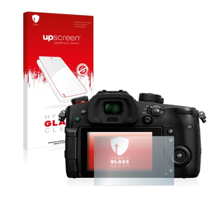 Vorderseite einer Produktverpackung mit dem Markenlogo upscreen. Daneben ist das Gerät Panasonic Lumix DC-GH5 II mit dem zugeh