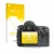 Vorderseite einer Produktverpackung mit dem Markenlogo upscreen. Daneben ist das Gerät Nikon D90 mit dem zugehörigen Displaysc