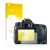 Vorderseite einer Produktverpackung mit dem Markenlogo upscreen. Daneben ist das Gerät Canon EOS 70D mit dem zugehörigen Displ