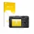 Vorderseite einer Produktverpackung mit dem Markenlogo upscreen. Daneben ist das Gerät Sony FX3A (ILME‑FX3A) mit dem zugehörig